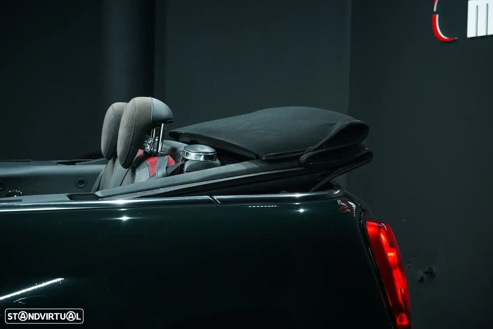 MINI Cabrio John Cooper Works - 10