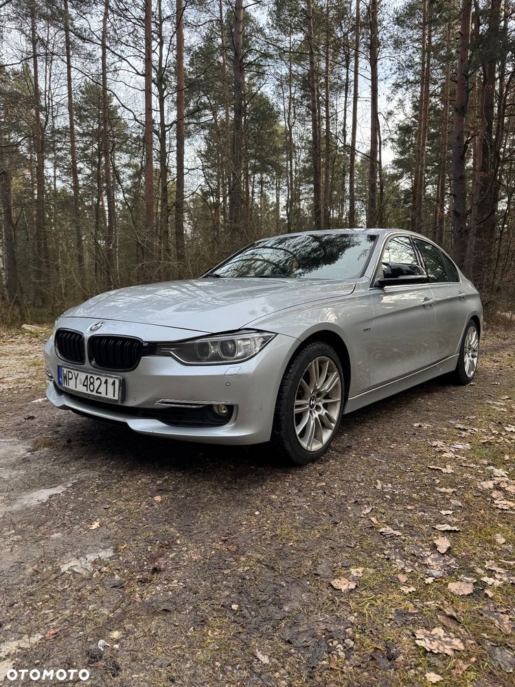 BMW Seria 3 2012 photo 3
