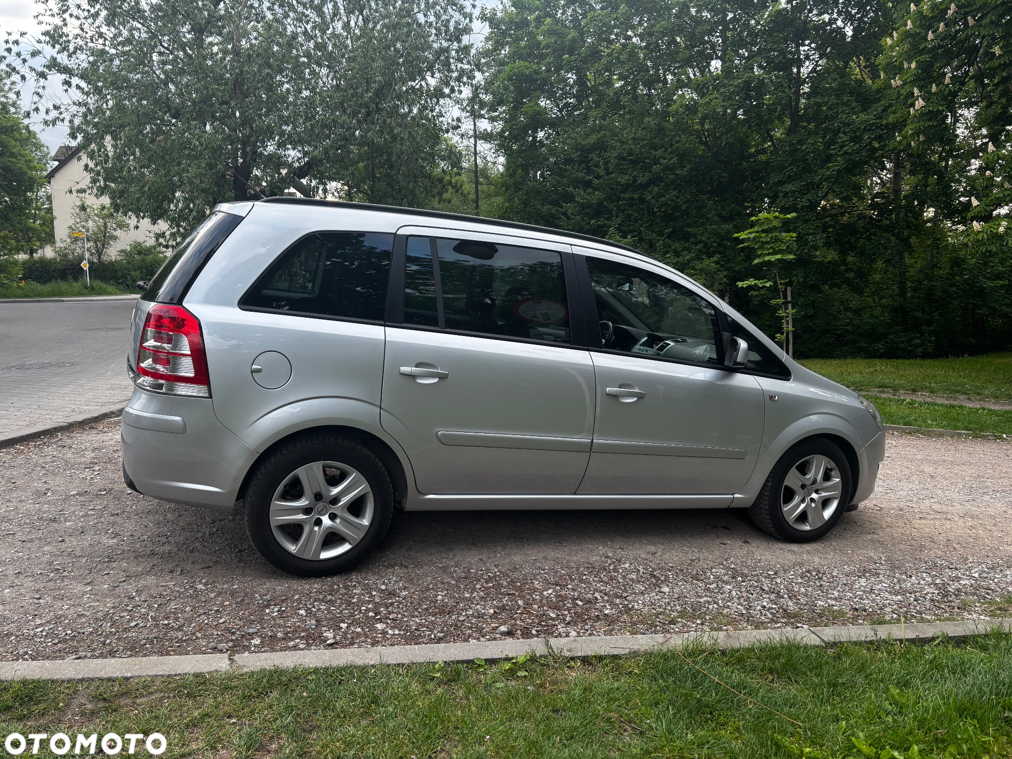 Opel Zafira 1.7 CDTI 111 - 8