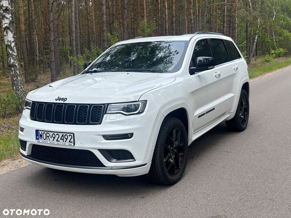 Jeep Grand Cherokee - 36
