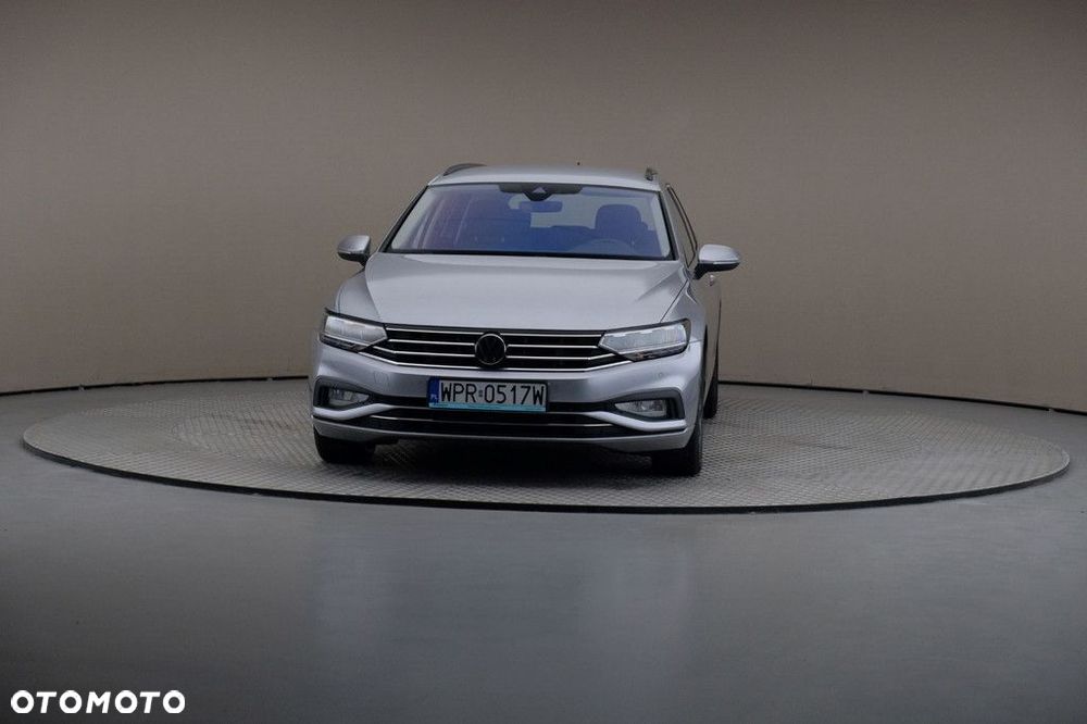 Volkswagen Passat Variant 2023 photo 3