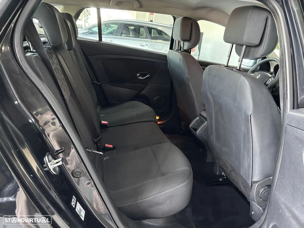 Renault Mégane Sport Tourer 1.5 dCi Dynamique SS - 8