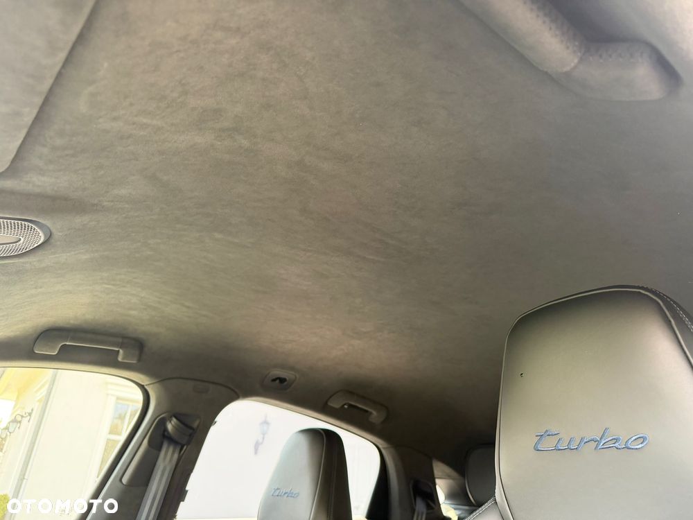 Porsche Cayenne - 16