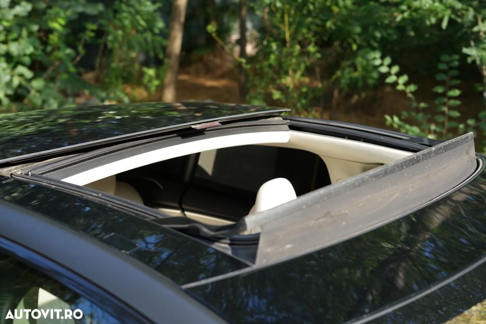 Tesla Model S - 18