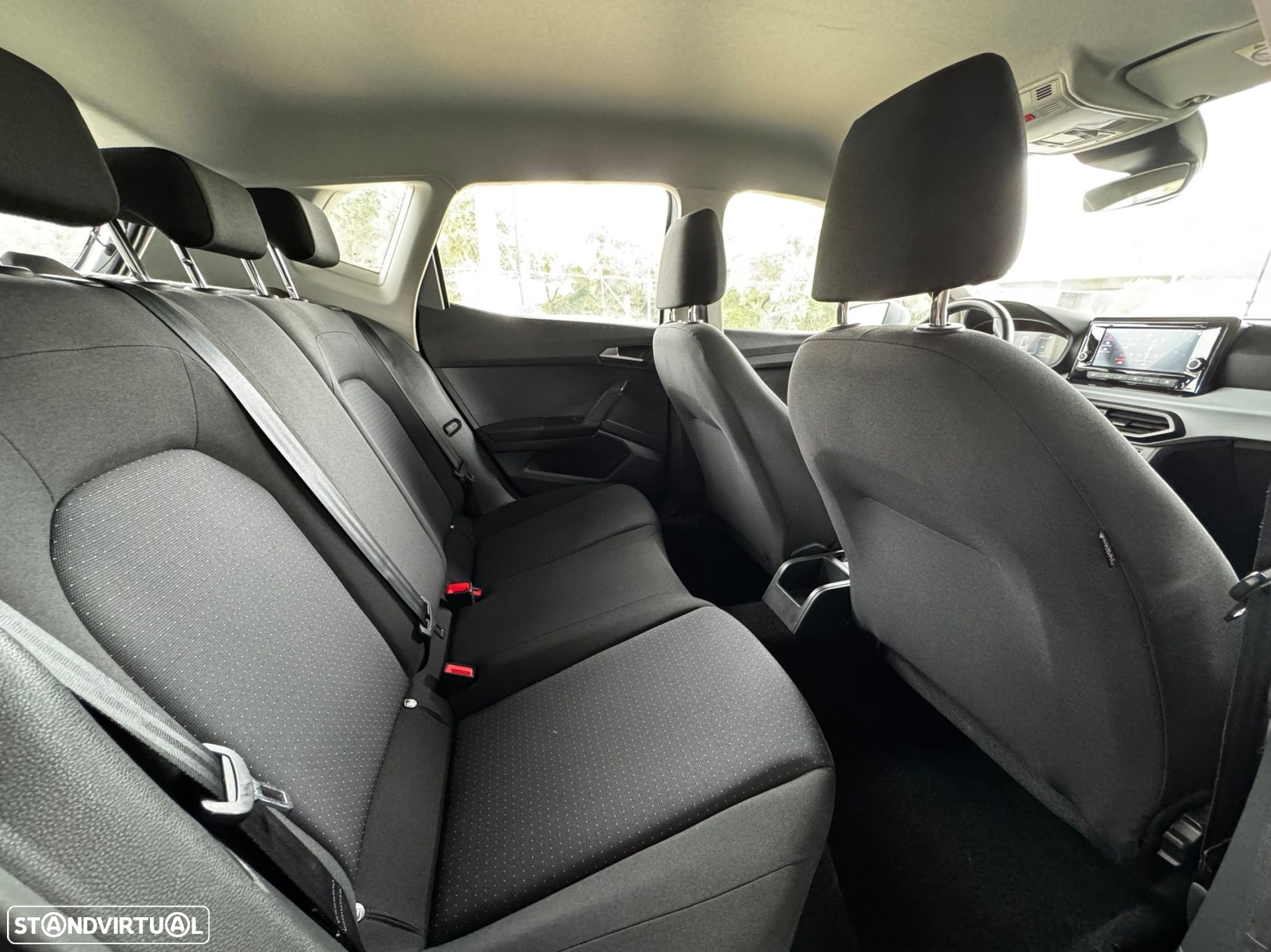SEAT Arona 1.0 TSI Xperience DSG - 37