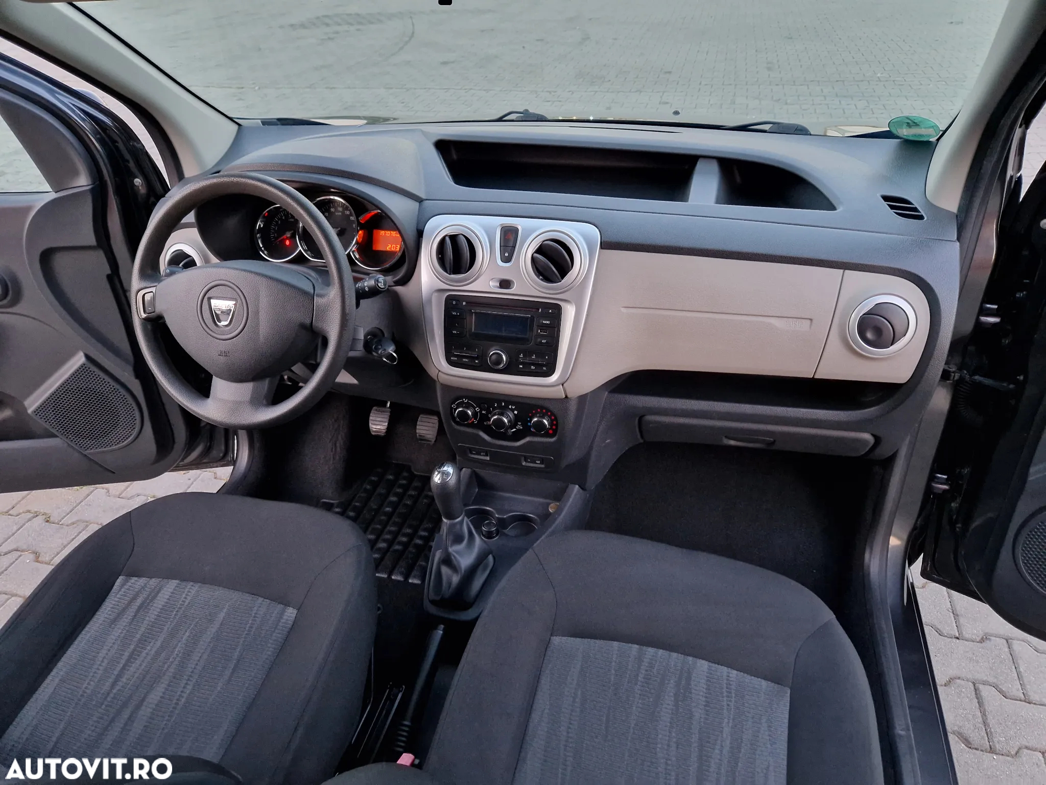 Dacia Dokker 1.5 dCi 90 CP Laureate - 10