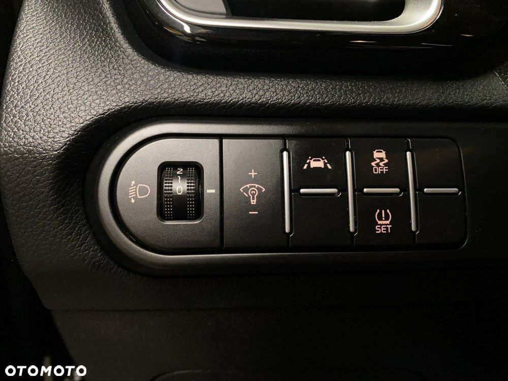 Kia XCeed - 39