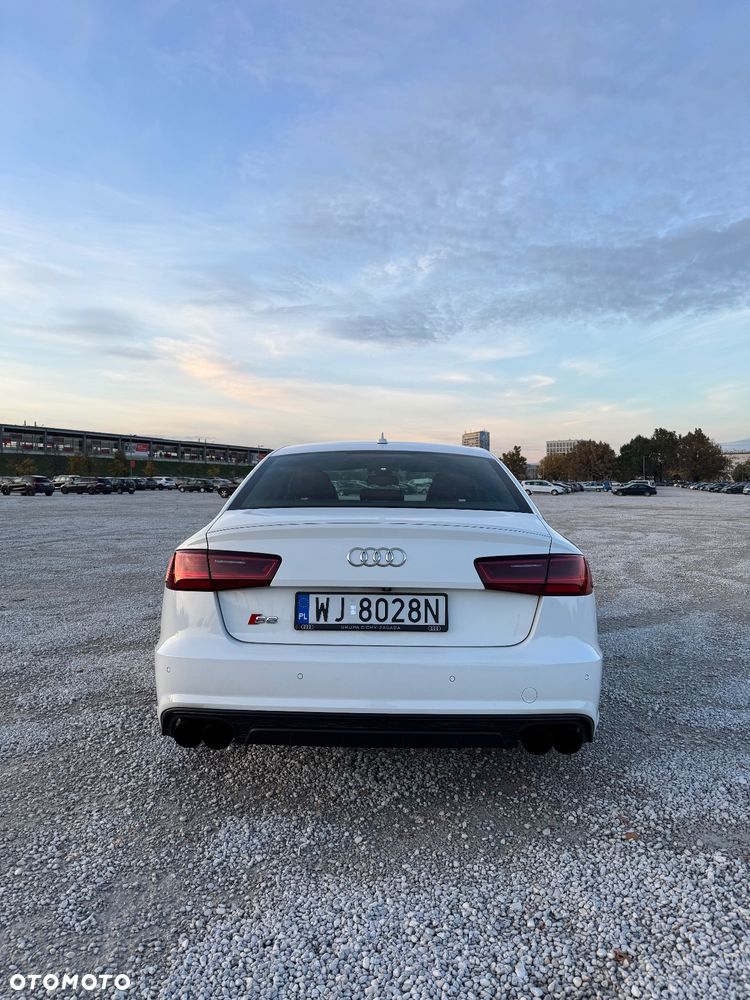 Audi S6 Limousine - 8