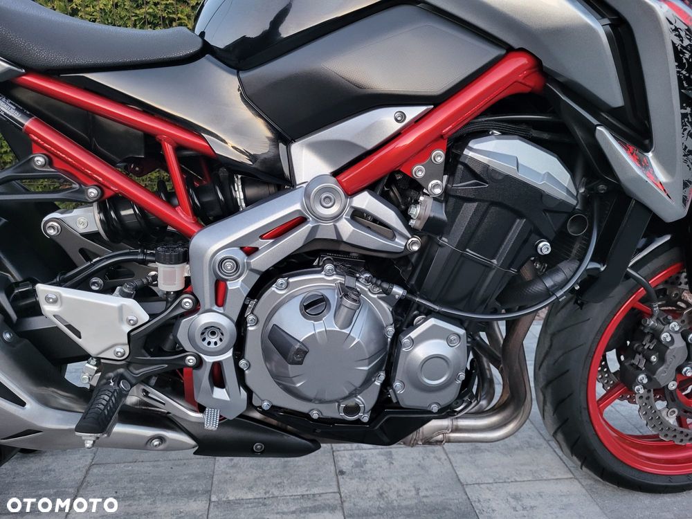 Kawasaki Z 900 - 16