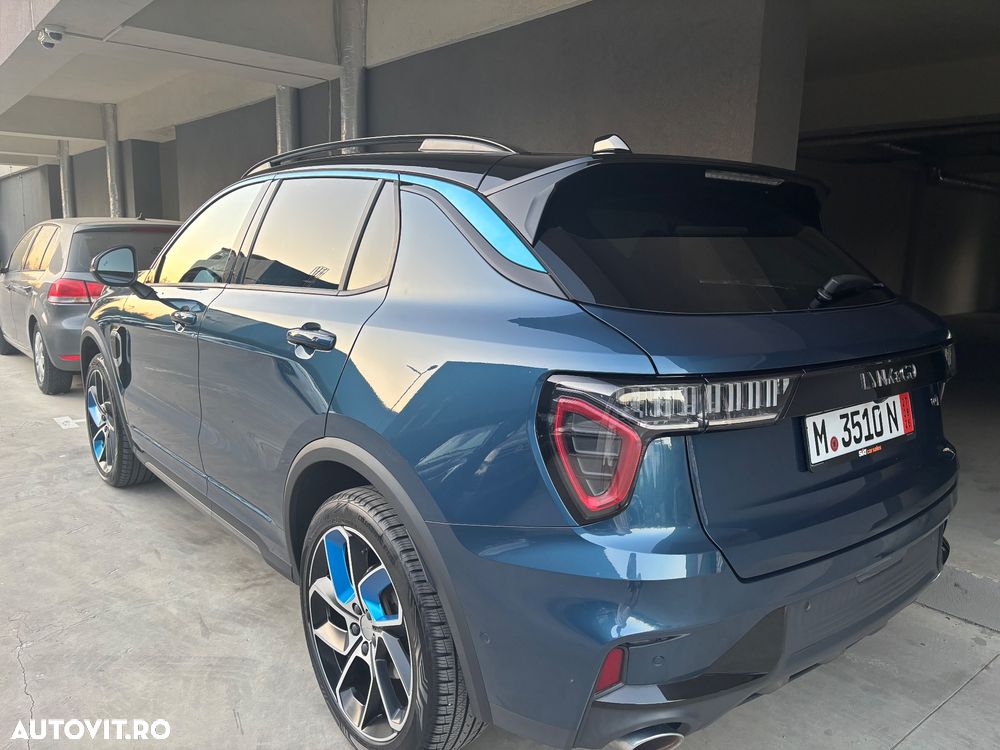 Lynk&Co 01 - 2