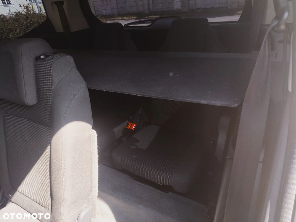 Peugeot 5008 2.0 HDi Family 7os - 14