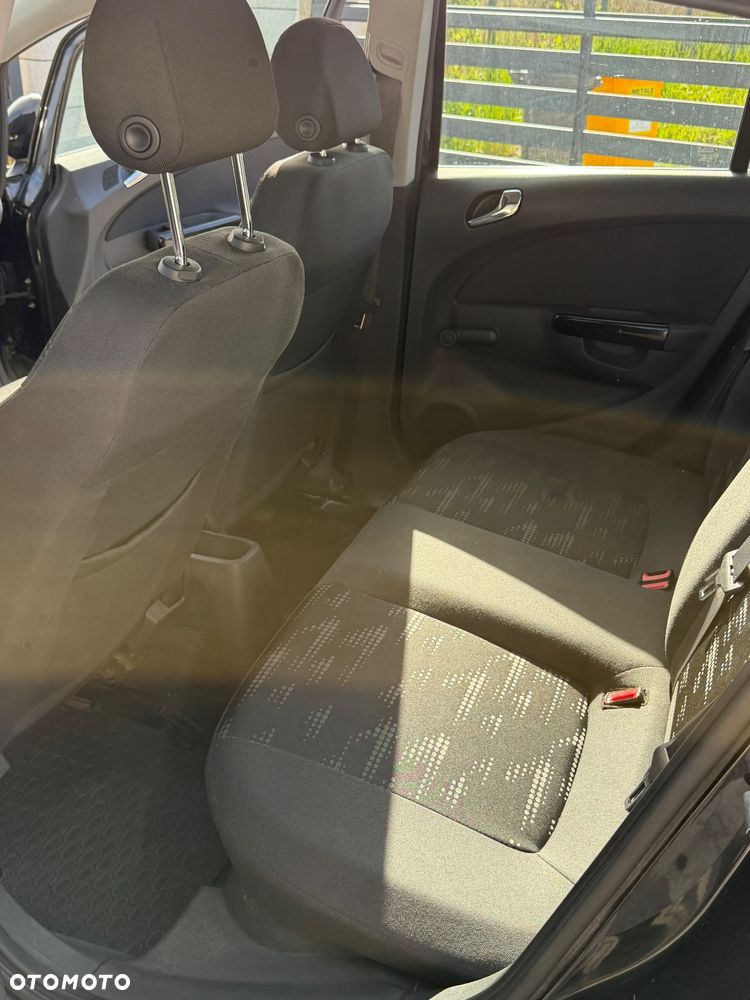 Opel Corsa 1.2 16V Edition / Active - 13