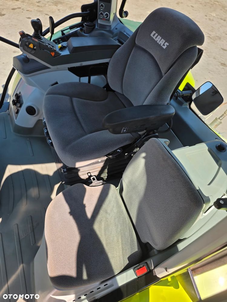 Claas AXION 820  CEBIS - 8