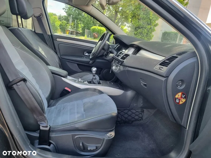 Renault Laguna Grandtour dCi 150 FAP GT - 14