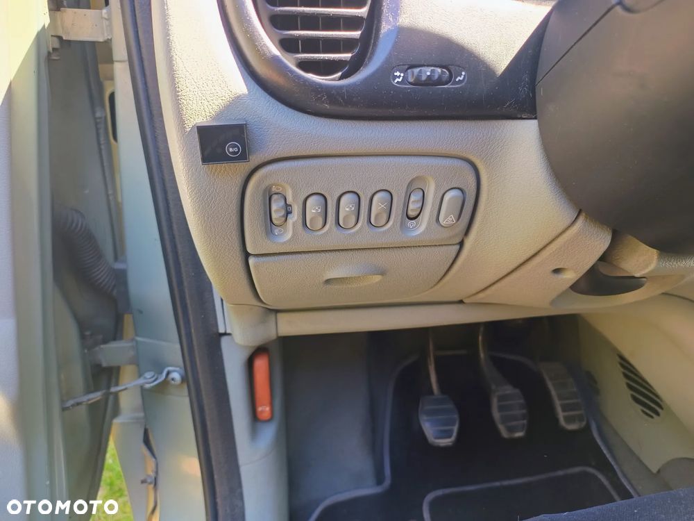 Renault Scenic 1.6 16V EXpression - 18