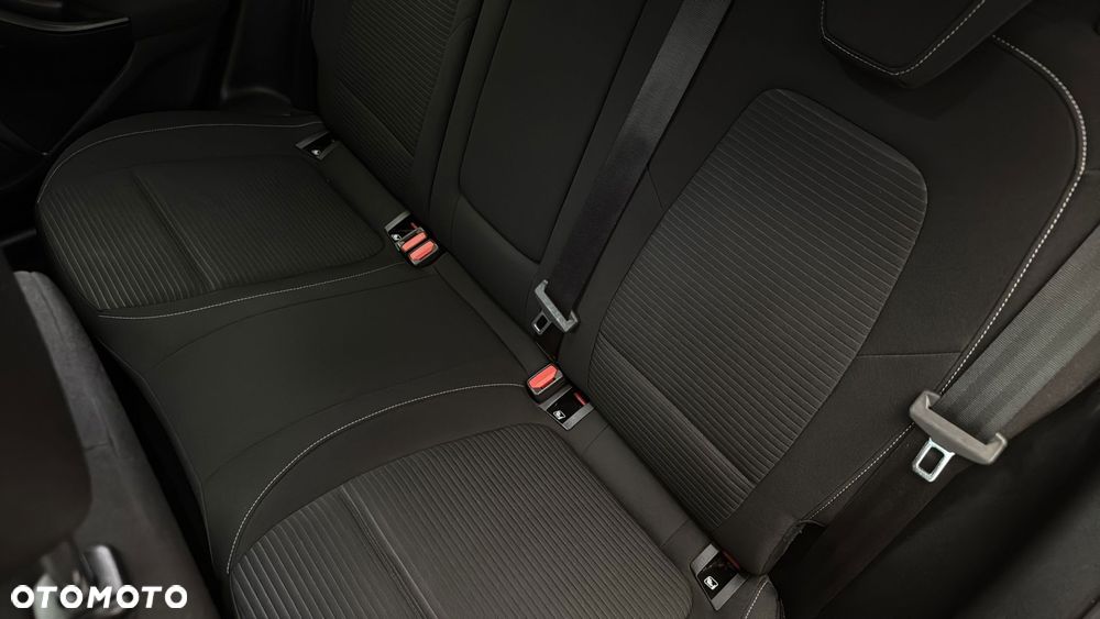 Ford Focus 1.0 EcoBoost mHEV Titanium X - 14