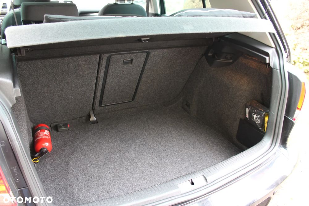 Volkswagen Golf 2.0 TDI Comfortline - 9