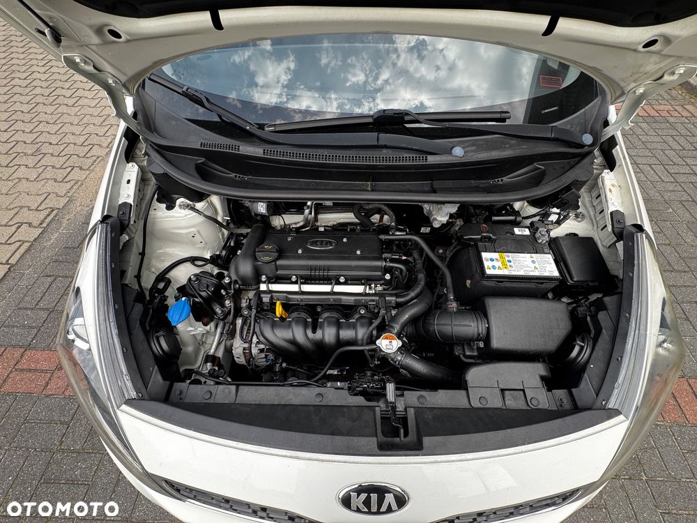 Kia Rio 1.4 L - 32