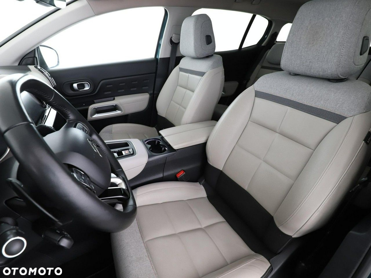 Citroën C5 Aircross Hybrid 225 e.EAT8 SHINE PACK - 13
