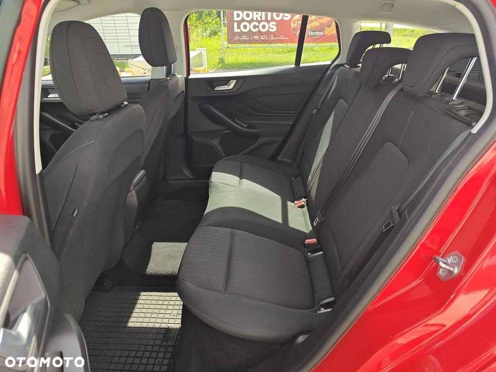 Ford Focus - 12