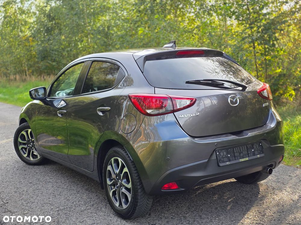 Mazda 2 - 17