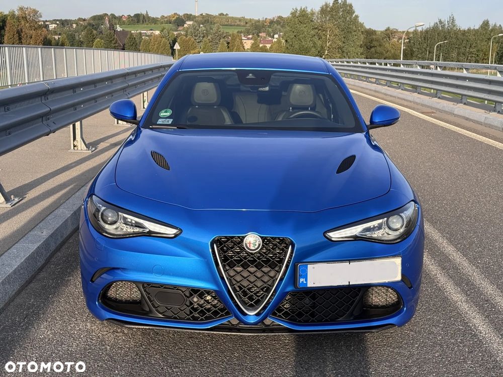 Alfa Romeo Giulia 2.9 Bi Turbo V6 Quadrifoglio - 3
