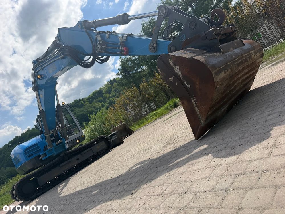 Wacker Neuson ET145 Koparka Gąsienicowa 15 ton. Maszyna jak Nowa 2018 rok. 3400Mtg silnik PERKINS. Maszyna Pełny Oryginał. Aktualna DEKRA BMWT oraz aktualne serwisy Eksploatacyjne! Sprowadzona z Norwegii, KLIMA, KAMERY, własna pompa tankowania, Nagłośnienie, Zero luzów i wycieków! OKAZJA. Szybkozłącze Hydrauliczne. Skrętne ramię. Dodatkowe linie hydrauliczne! 2 łyżki - 32