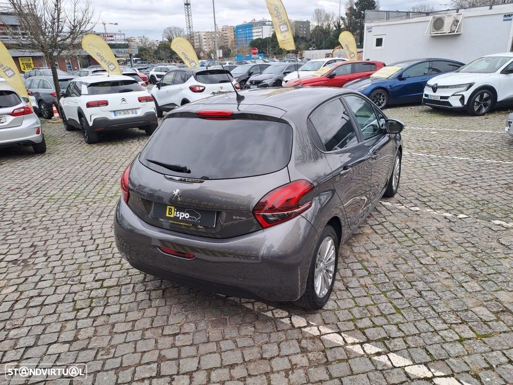 Peugeot 208 1.2 PureTech Signature - 7