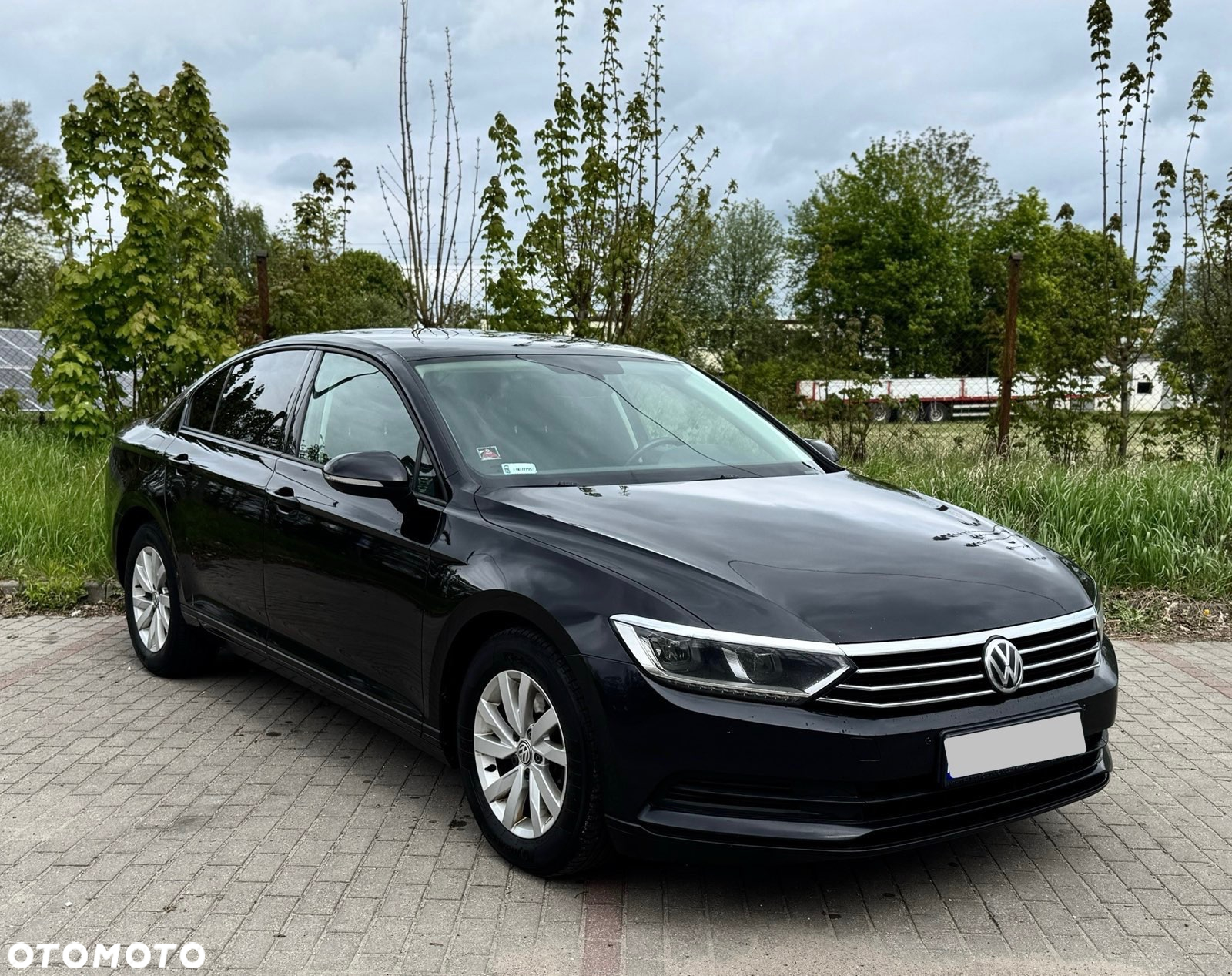 Volkswagen Passat 2.0 TDI SCR Comfortline - 3