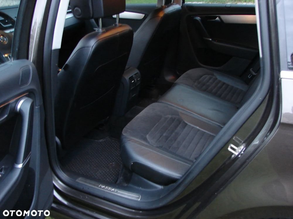 Volkswagen Passat - 6