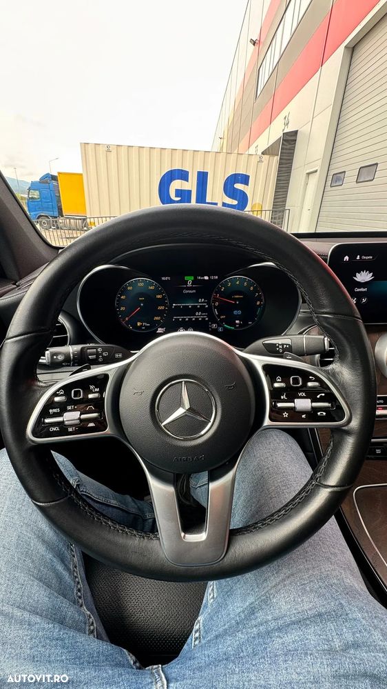 Mercedes-Benz GLC 300 4Matic 9G-TRONIC Exclusive - 20