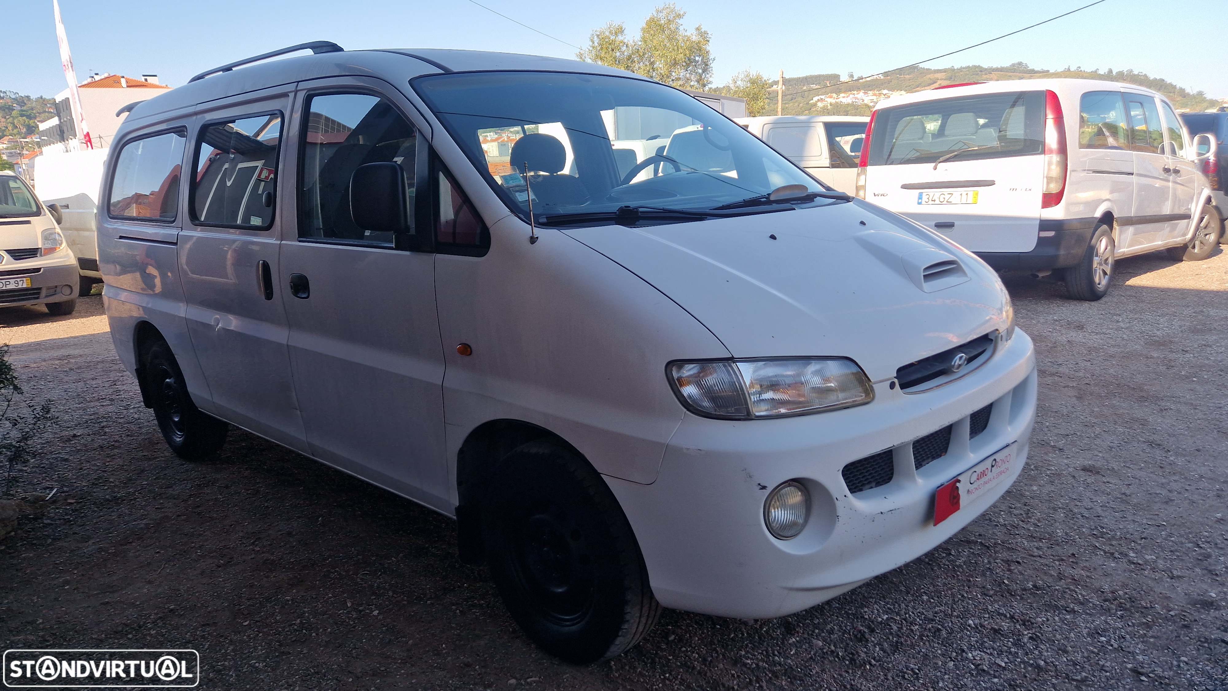 Hyundai H-1 Starex - 4