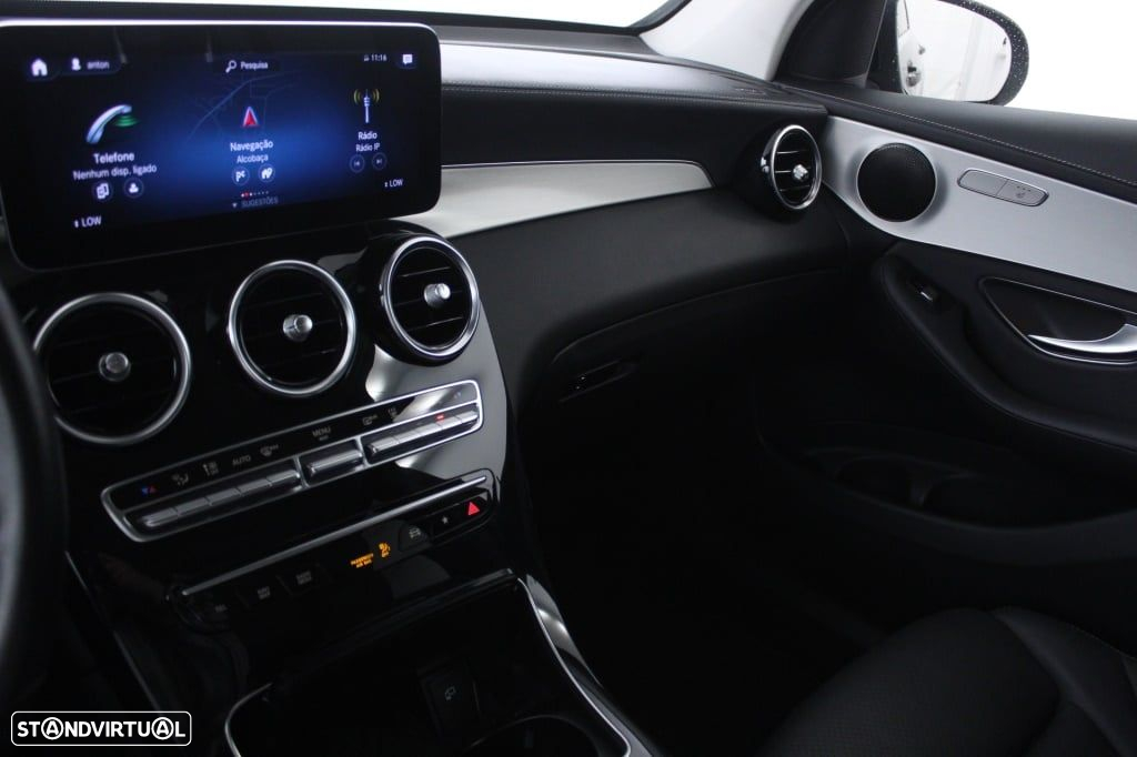 Mercedes-Benz GLC 300 e 4Matic - 31