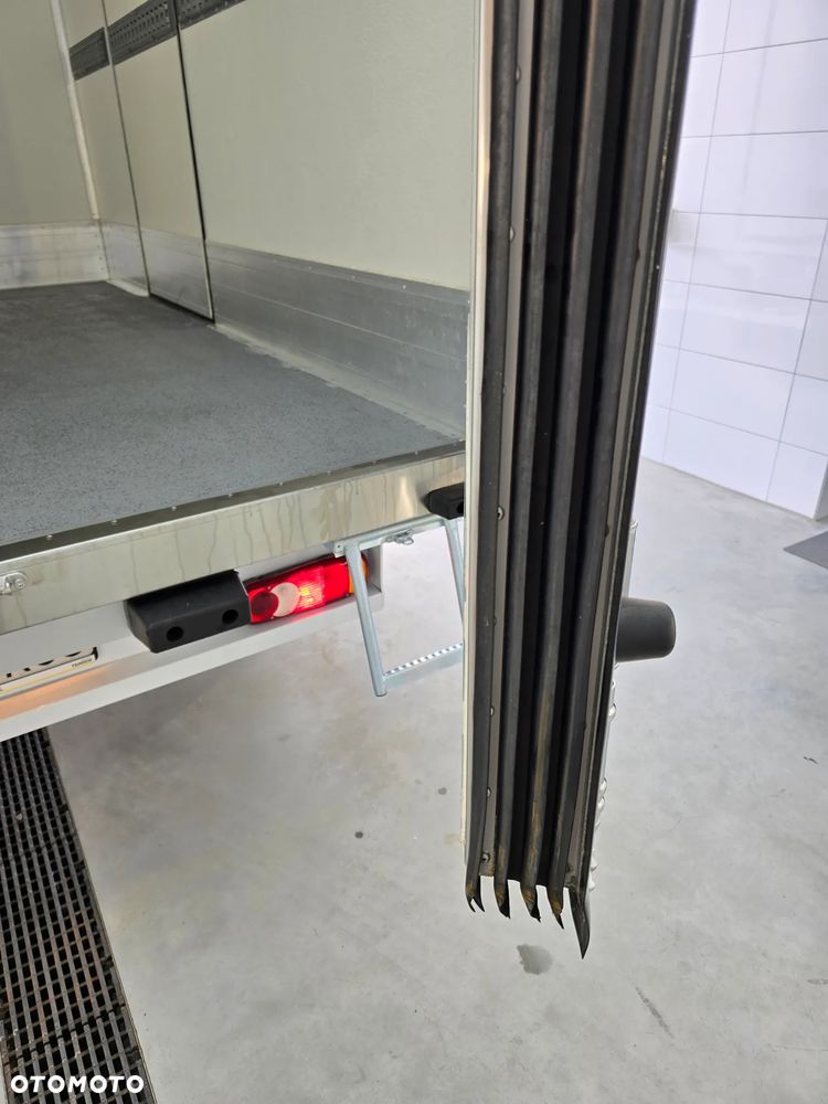 Renault MASTER IGLOOCAR -30*C +25*C ZANOTTI Z350 ŁADOWNOŚĆ 720Kg WZMOCNIONE TYLNE ZWIESZENIE 69 TYŚ Km SERWIS DO OSTATNIEGO Km ASO RENO NA GWARANCJI  BOGATA OPCJA WYPOSAŻENIA FOTEL KIEROWCY PNEŁMATYCZNY TEMPOMAT KLIMA HALOGENY KAMERA COFANIA SALON PL STAN NOWY NOWY NOWY - 17