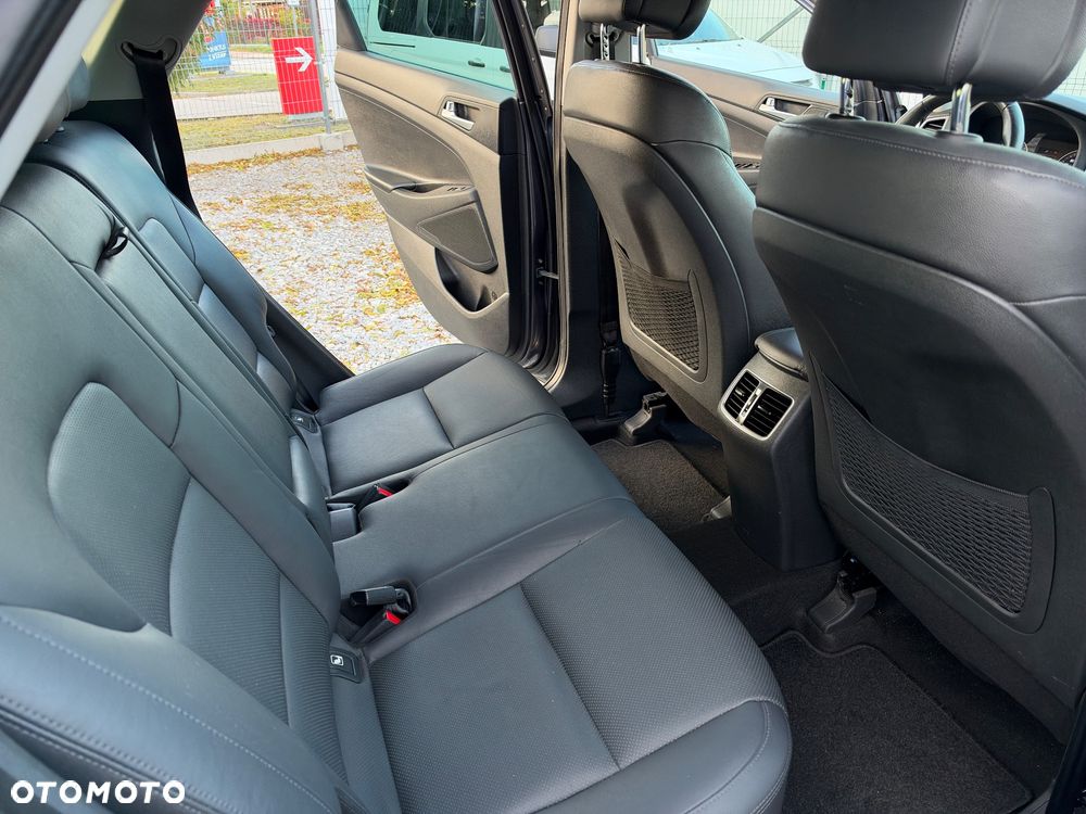 Hyundai Tucson 2.0 CRDI 4WD Premium - 16
