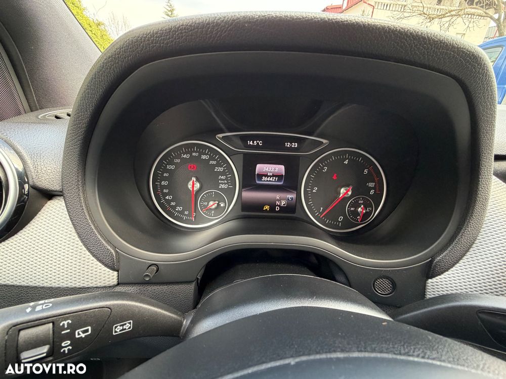 Mercedes-Benz B 180 d 7G-DCT Urban - 3