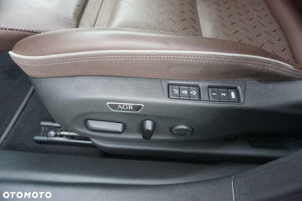 Opel Insignia Country Tourer 2.0 BiTrb D 4x4 Automatik Exclusive - 8