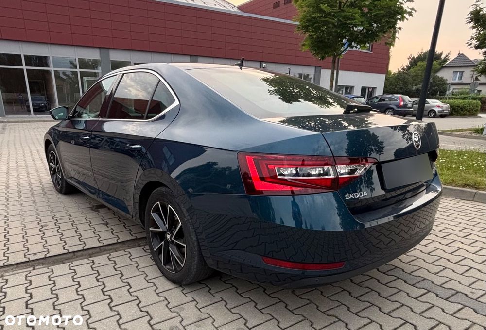 Skoda Superb 1.4 TSI ACT Ambition - 4