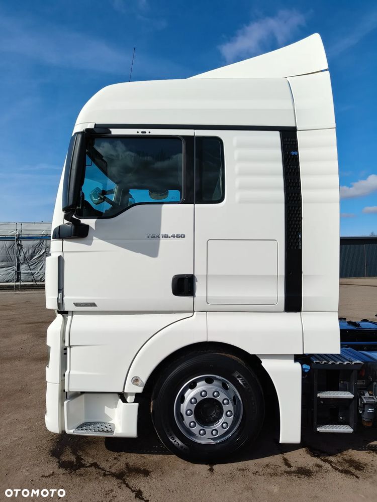 MAN TGX18.460 lowdeck - 5
