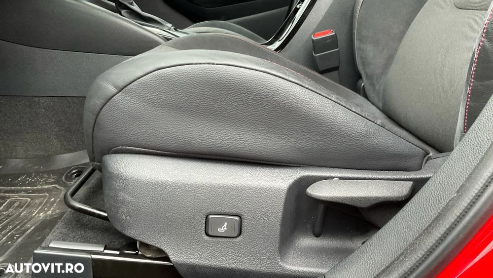 Toyota Corolla 1.8 HSD TS Exclusive tapiterie Neagra - 31