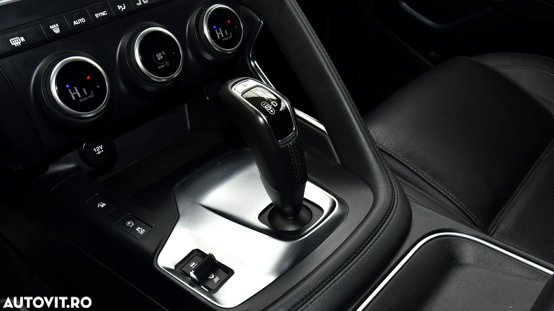 Jaguar E-Pace D240 AWD SE - 14