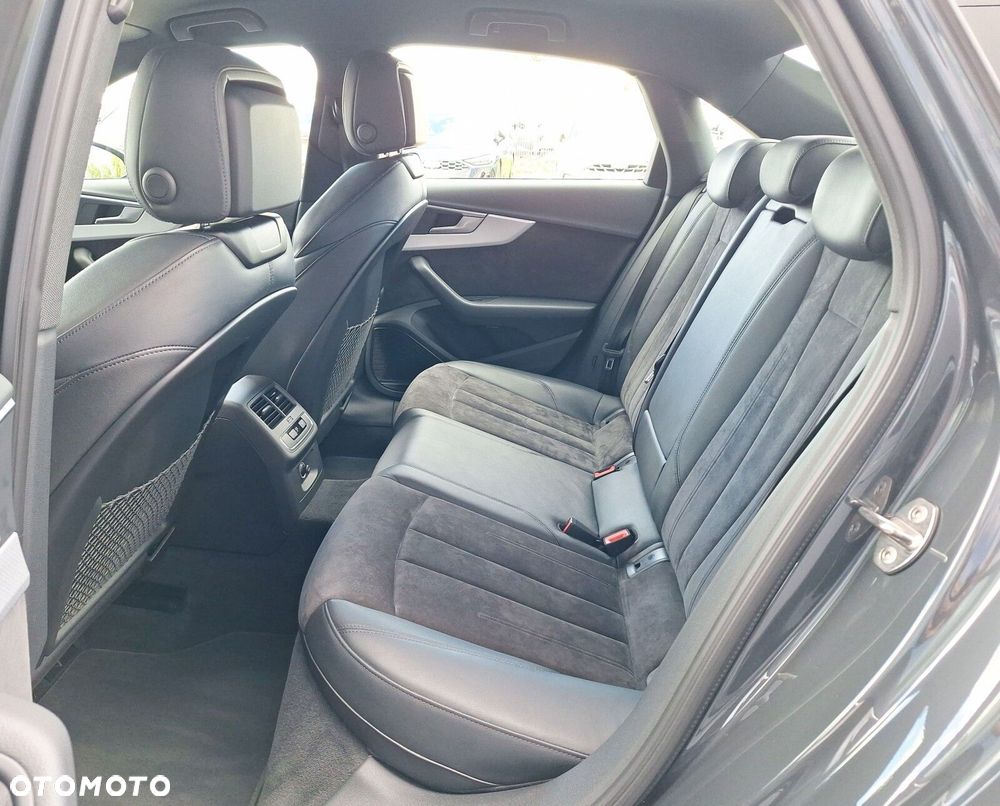 Audi A4 Limousine - 22
