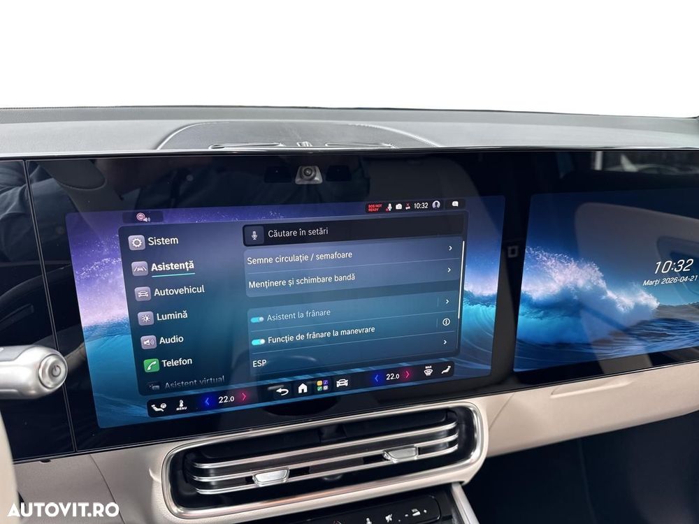 Mercedes-Benz GLB - 14