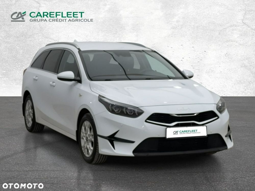 Kia Ceed - 4