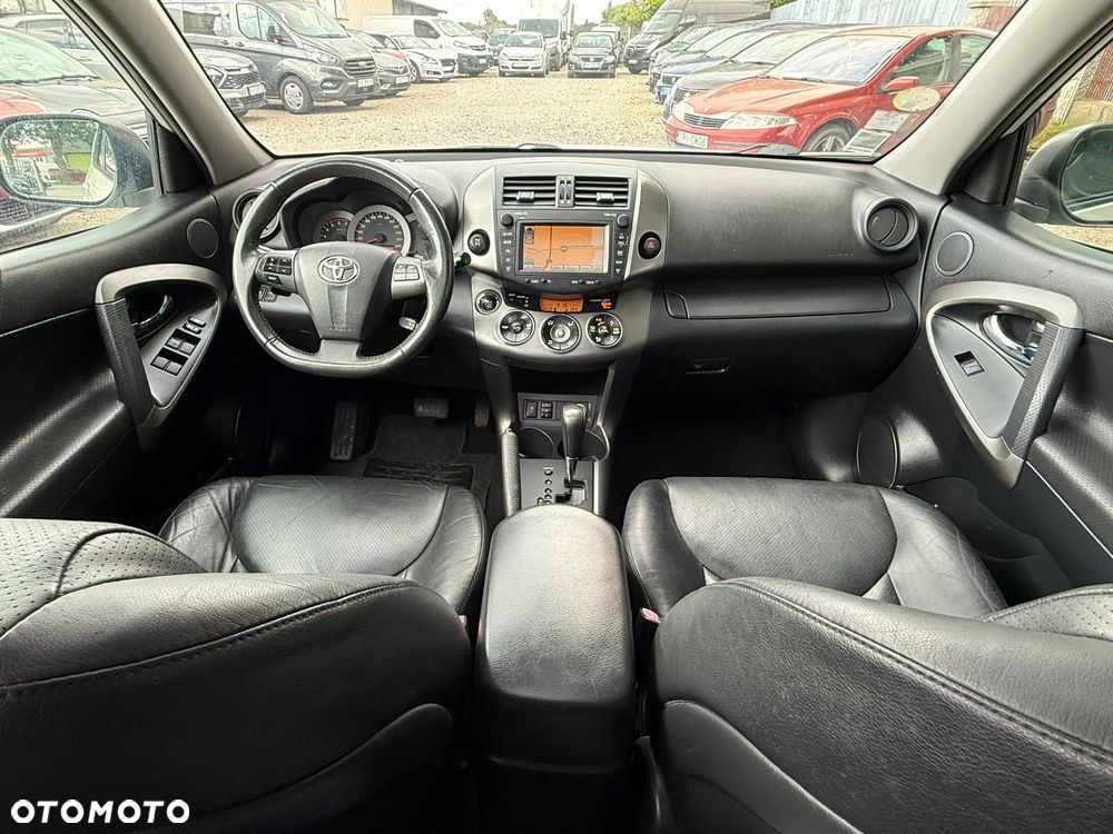 Toyota RAV4 2.2 D-4D 4x4 Automatik Executive - 23