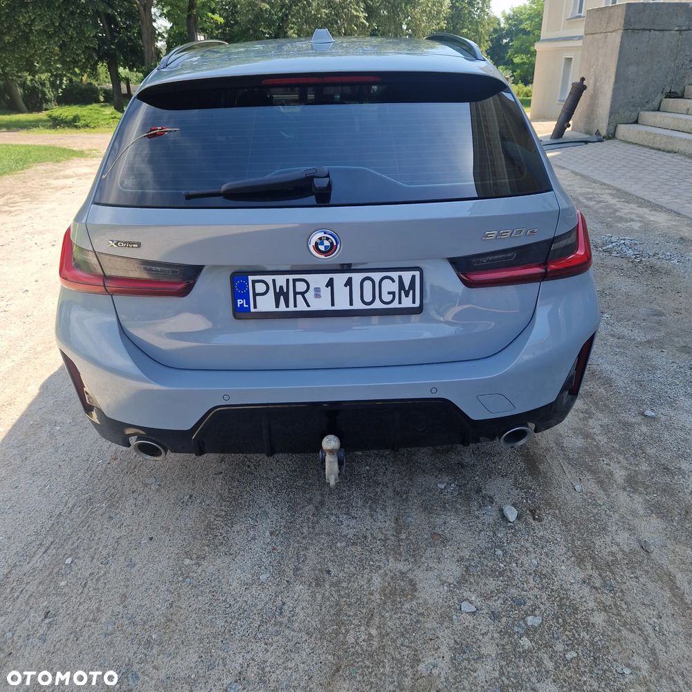 BMW Seria 3 330e xDrive M Sport - 16