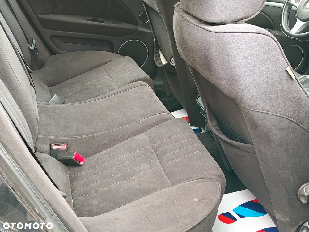 Alfa Romeo 159 1.9 JTDM 16V DPF Distinctive - 17