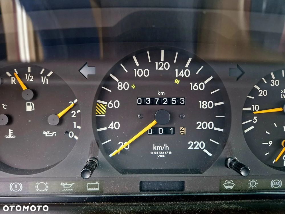 Mercedes-Benz W124 (1984-1993) - 19