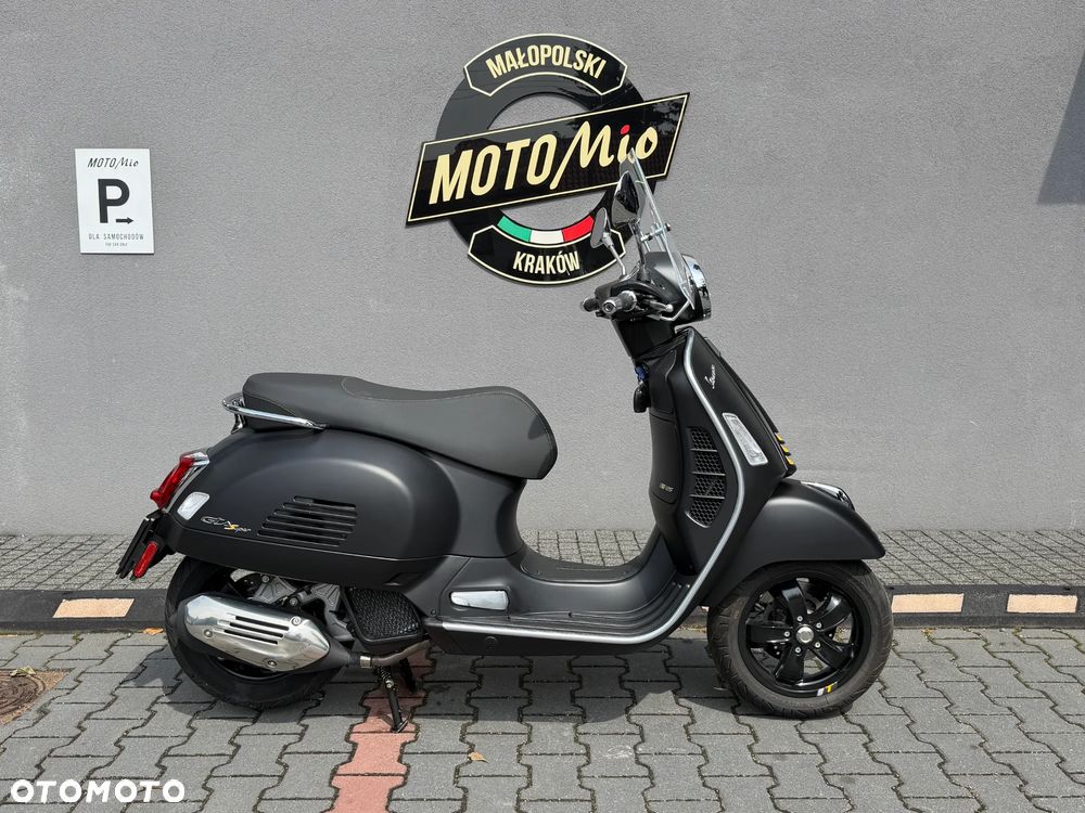 Vespa GTS - 5