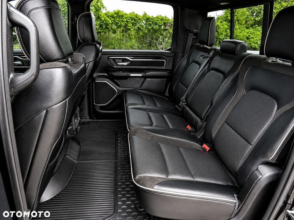 RAM 1500 - 26